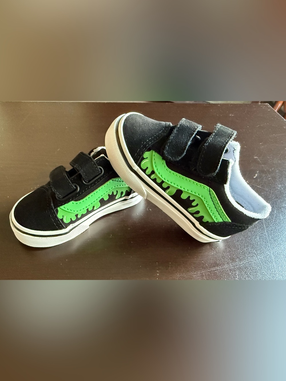 Vans Old Skool Green Slime Glow in the Dark Black Toddler Sneaker-new never worn